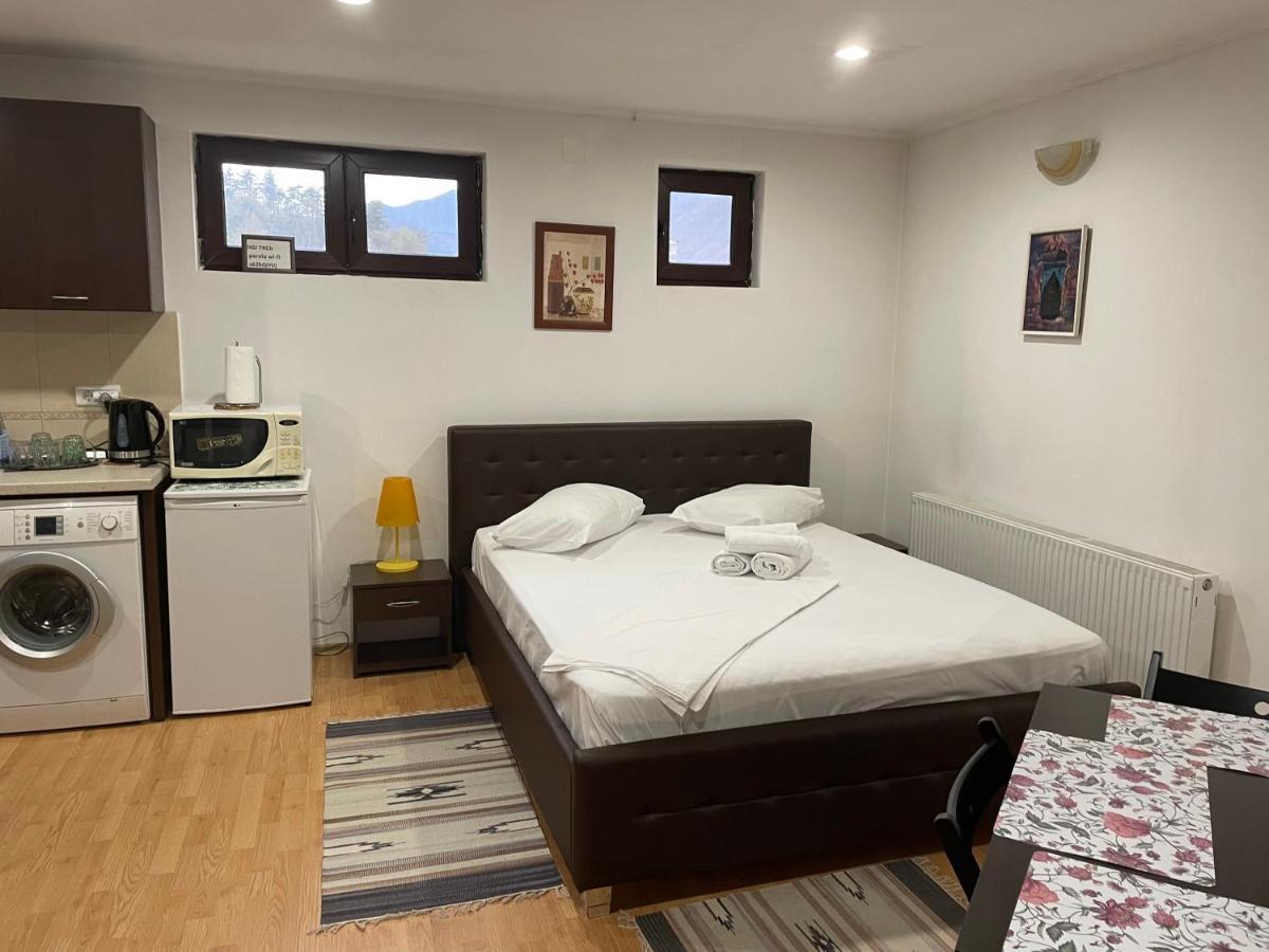شقة Călimăneşti  في Apartament Relax المظهر الخارجي الصورة