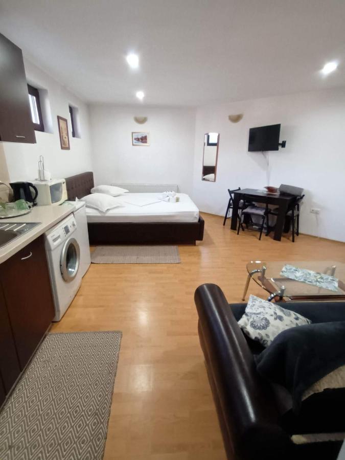 شقة Călimăneşti  في Apartament Relax المظهر الخارجي الصورة